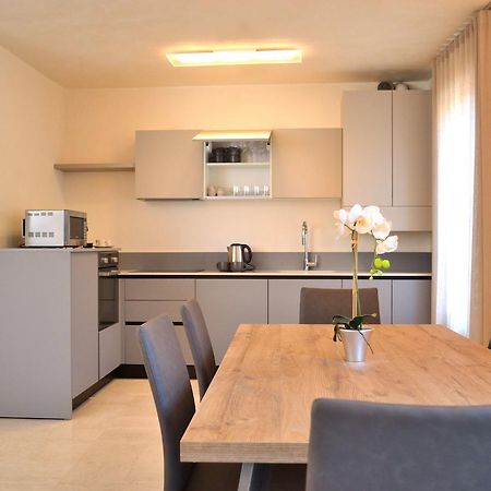 Portico Oscuro Deluxe Apartment - Centro Citta Treviso Luaran gambar