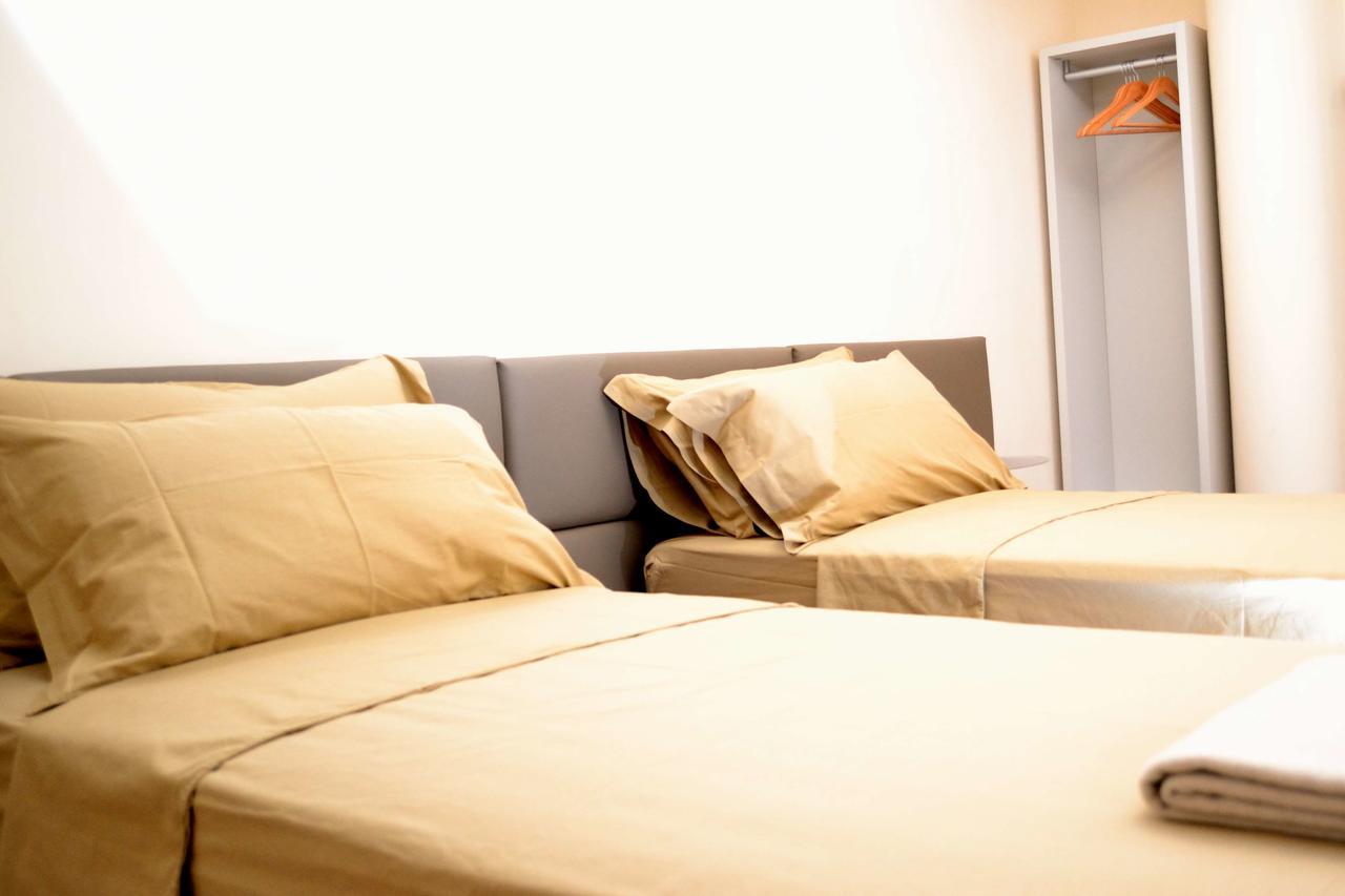 Portico Oscuro Deluxe Apartment - Centro Citta Treviso Luaran gambar