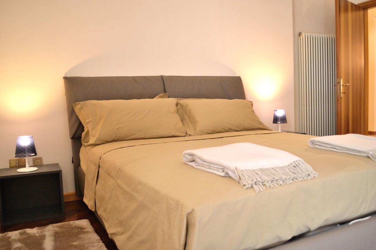Portico Oscuro Deluxe Apartment - Centro Citta Treviso Luaran gambar