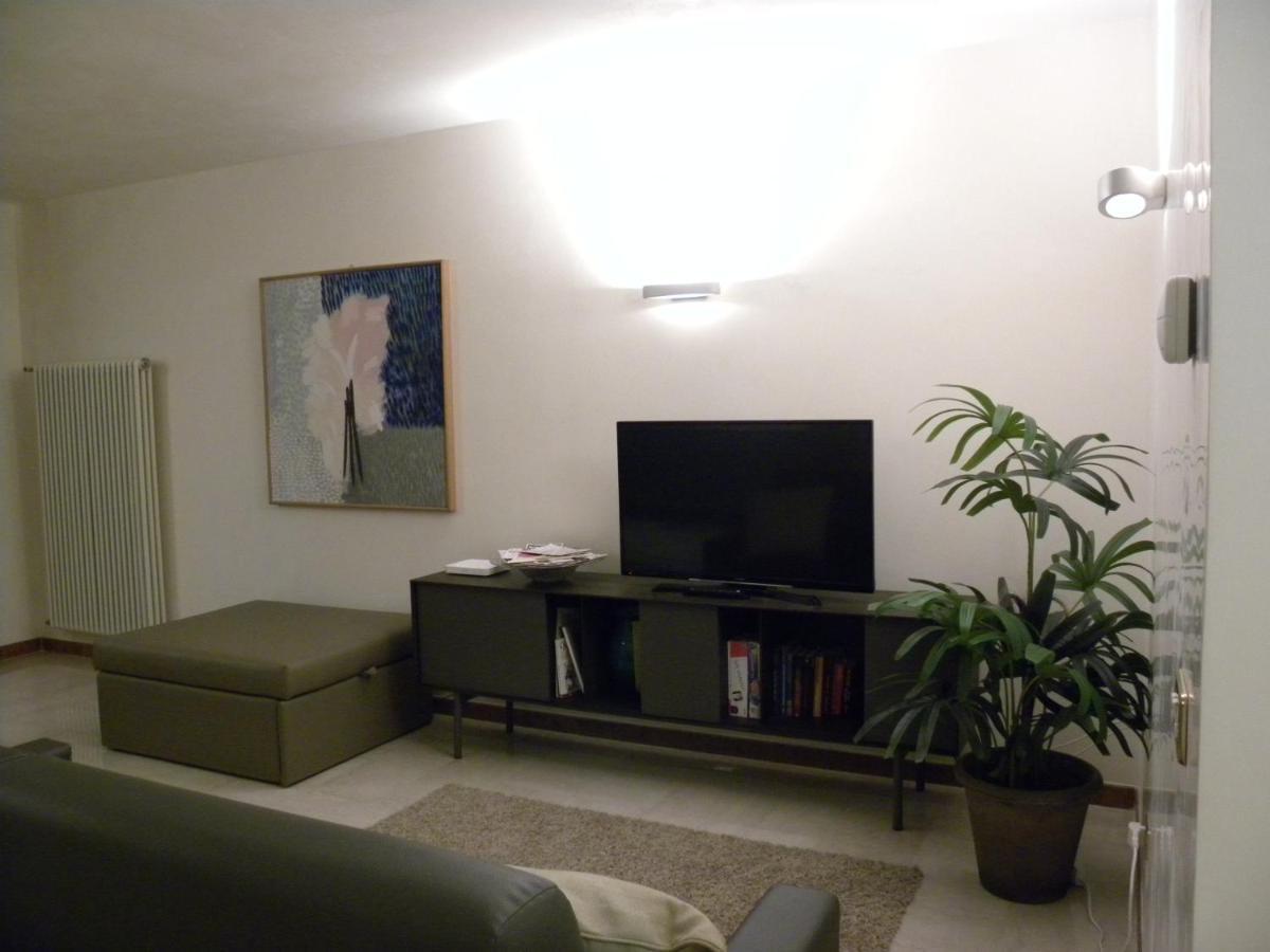 Portico Oscuro Deluxe Apartment - Centro Citta Treviso Luaran gambar