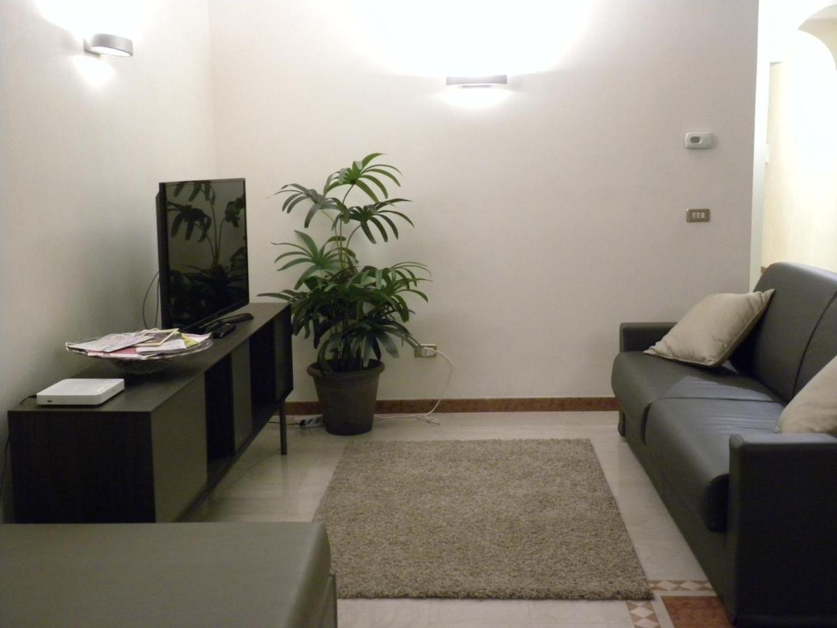 Portico Oscuro Deluxe Apartment - Centro Citta Treviso Luaran gambar